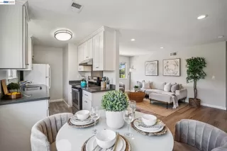 Photo #6: 41133294 Listing 