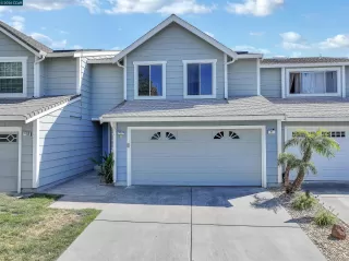 More Details about MLS # 41133301 : 65 EDGEWATER PL