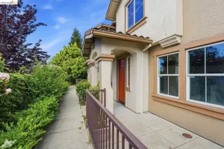 Photo #1: 41133312 Listing 