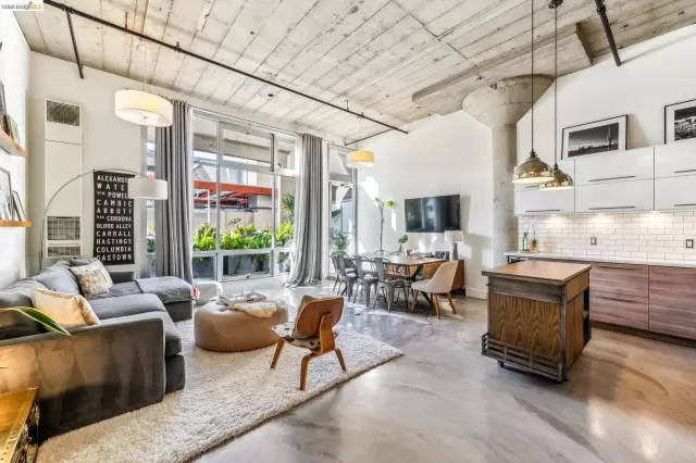 MLS: 41133345 Condo For Sale