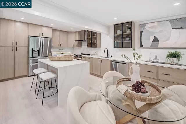 MLS: 41133370 Condo For Sale