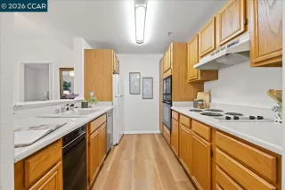Photo #5: 41133372 Listing 