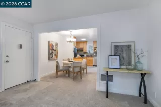 Photo #4: 41133426 Listing 