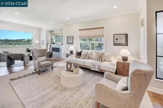 Photo #3: 41133455 Listing 