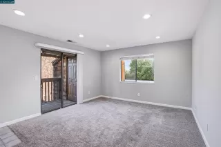 Photo #2: 41133459 Listing 