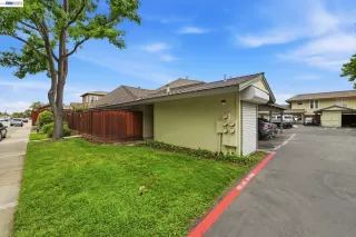 Photo #2: 41133475 Listing