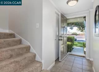 Photo #2: 41133657 Listing 