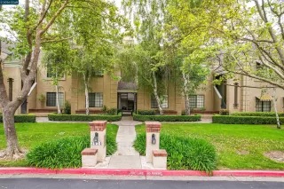 Photo #2: 41133679 Listing 