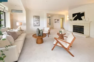 Photo #2: 41133682 Listing 