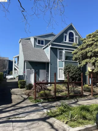 Photo #1: 41133718 Listing 