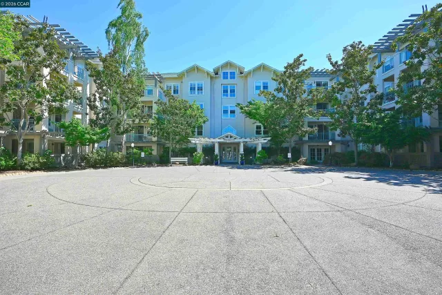 MLS: 41133757 Condo For Sale