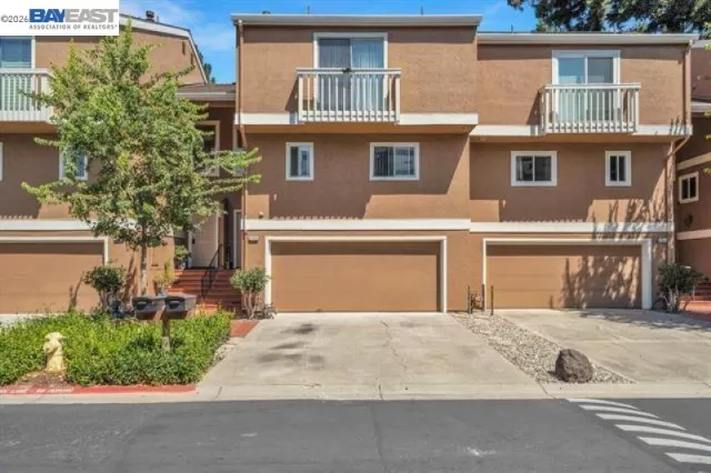 MLS: 41133789 Condo For Sale