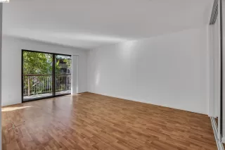 Photo #5: 41133820 Listing 