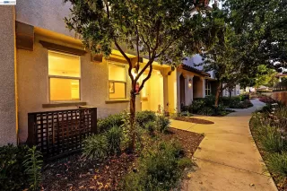 Photo #3: 41133821 Listing 