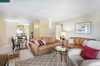 Photo #2: 41133860 Listing 