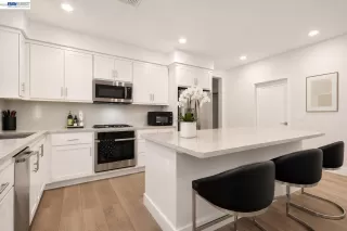 Photo #4: 41133893 Listing 