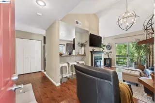 Photo #4: 41133901 Listing 
