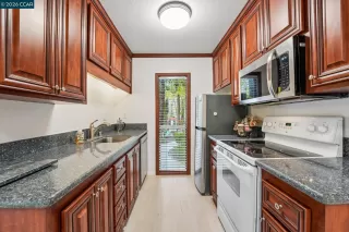 Photo #1: 41133943 Listing 