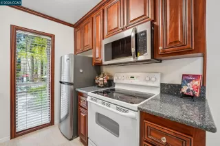 Photo #2: 41133943 Listing 