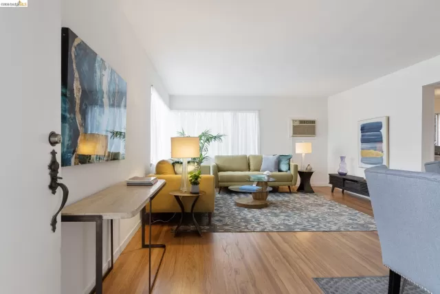 MLS: 41133993 Condo For Sale