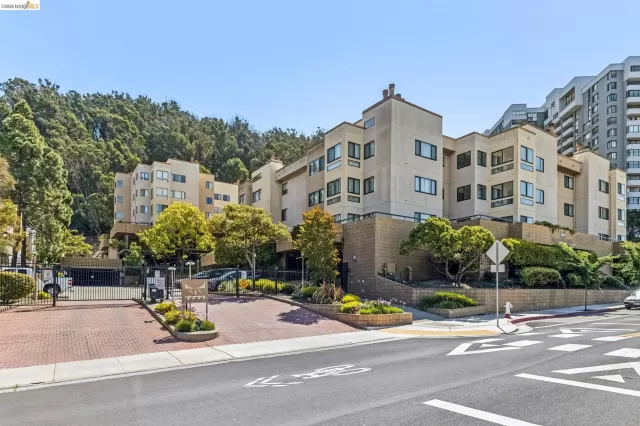 MLS: 41134063 Condo For Sale