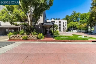 Photo #1: 41134079 Listing 