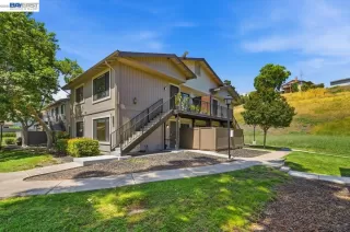 Photo #2: 41134097 Listing 