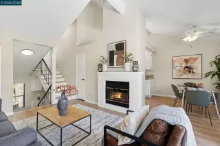 Photo #2: 41134178 Listing