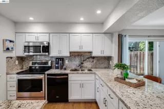 Photo #4: 41134211 Listing 