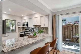 Photo #6: 41134211 Listing 
