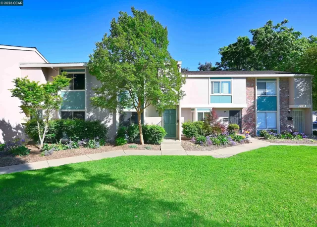 MLS: 41134226 Condo For Sale