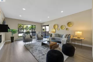 Photo #2: 41134393 Listing