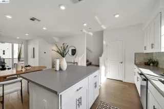 Photo #6: 41134399 Listing 