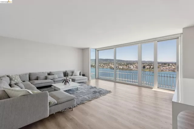 MLS: 41134402 Condo For Sale