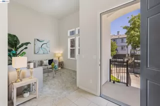 Photo #2: 41134423 Listing 