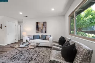 Photo #4: 41134426 Listing