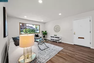 Photo #5: 41134426 Listing