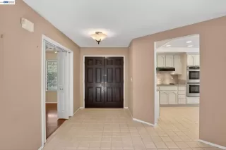 Photo #3: 41134562 Listing