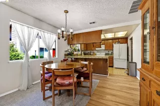 Photo #4: 41134611 Listing