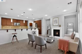 Photo #4: 41134615 Listing