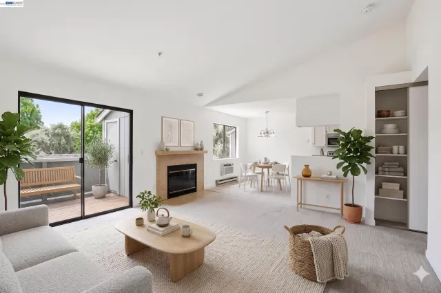 MLS: 41134624 Condo For Sale
