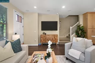 Photo #5: 41134630 Listing 