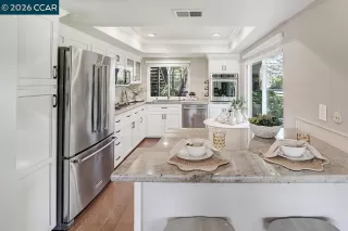 Photo #6: 41134657 Listing