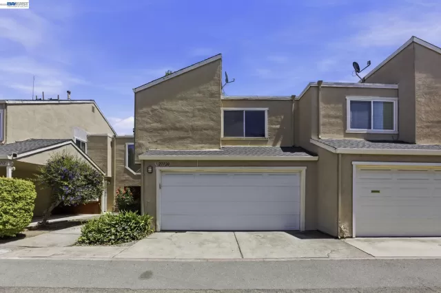 MLS: 41134720 Condo For Sale