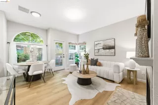 More Details about MLS # 41134743 : 605 FOREST RUN