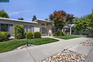Photo #2: 41134756 Listing 