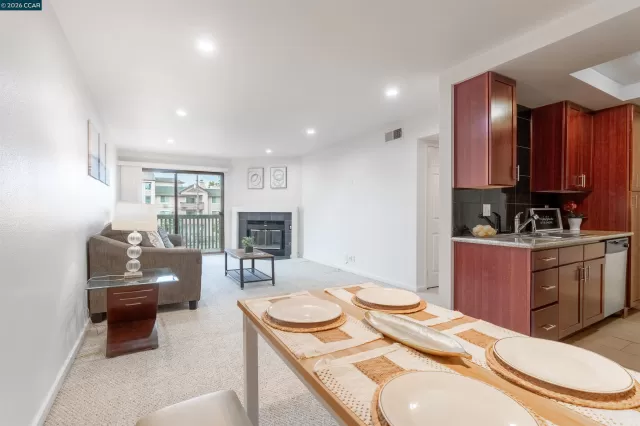 MLS: 41134767 Condo For Sale