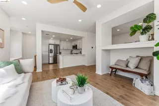 Photo #6: 41134805 Listing 