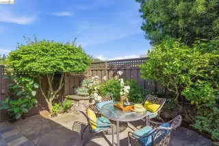 Photo #2: 41134819 Listing 