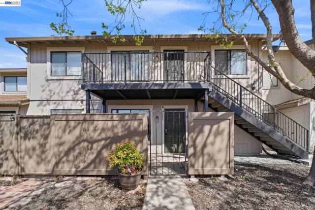 MLS: 41134852 Condo For Sale